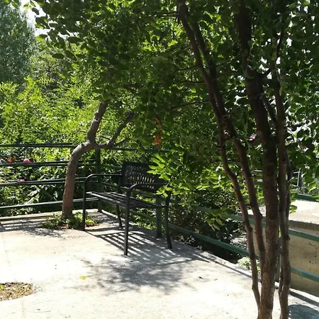 公寓 House B - With Spacious Terrace And Beautiful View 奥米什