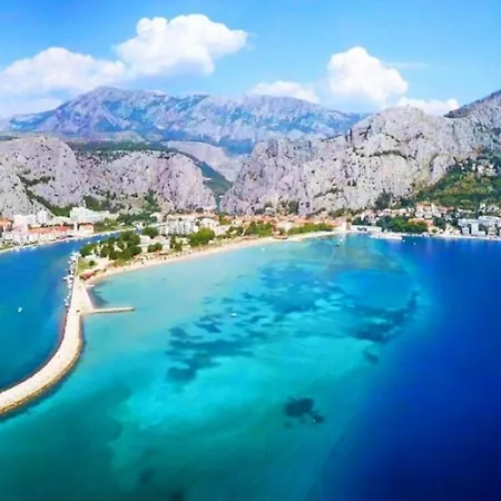 House B - With Spacious Terrace And Beautiful View Apartmán Omiš