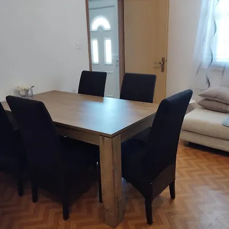 House B - With Spacious Terrace And Beautiful View *