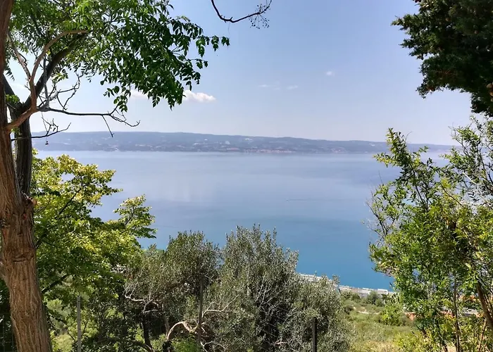 Appartement House B - With Spacious Terrace And Beautiful View *